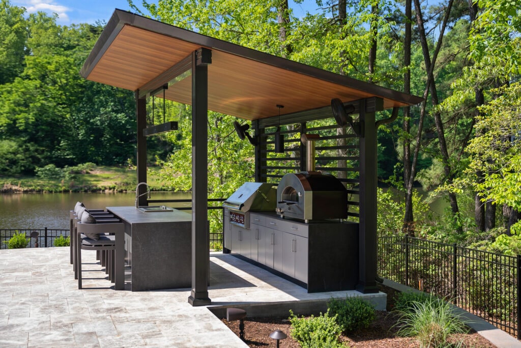 outdoor kitchen with a roof